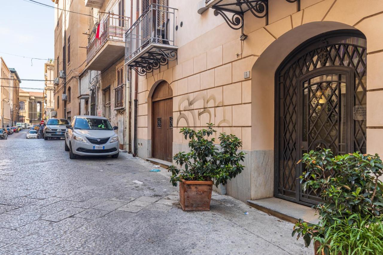 La Casetta Al Massimo By Domusicily Palermo Dış mekan fotoğraf